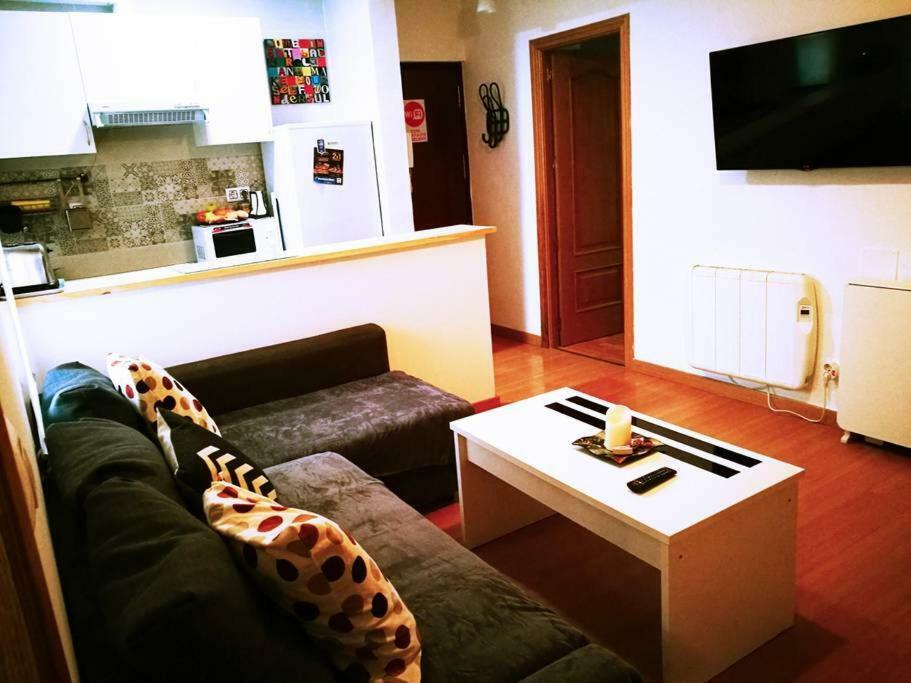 Apartamento Urgel Мадрид Екстер'єр фото
